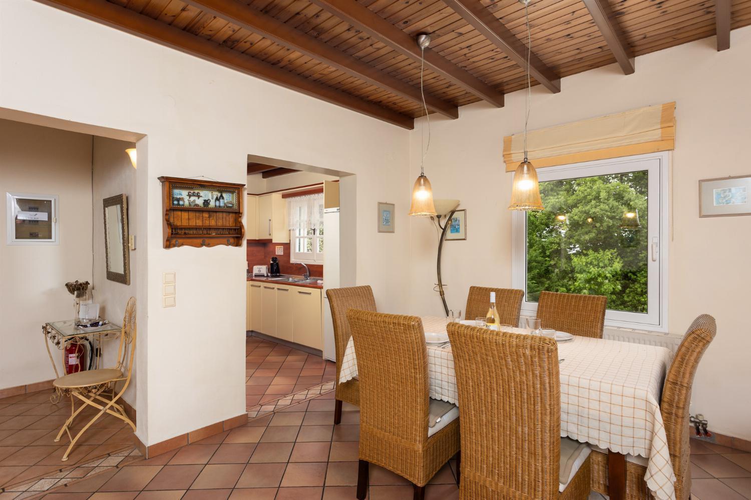 Agnítsini Villa Eleni מראה חיצוני תמונה
