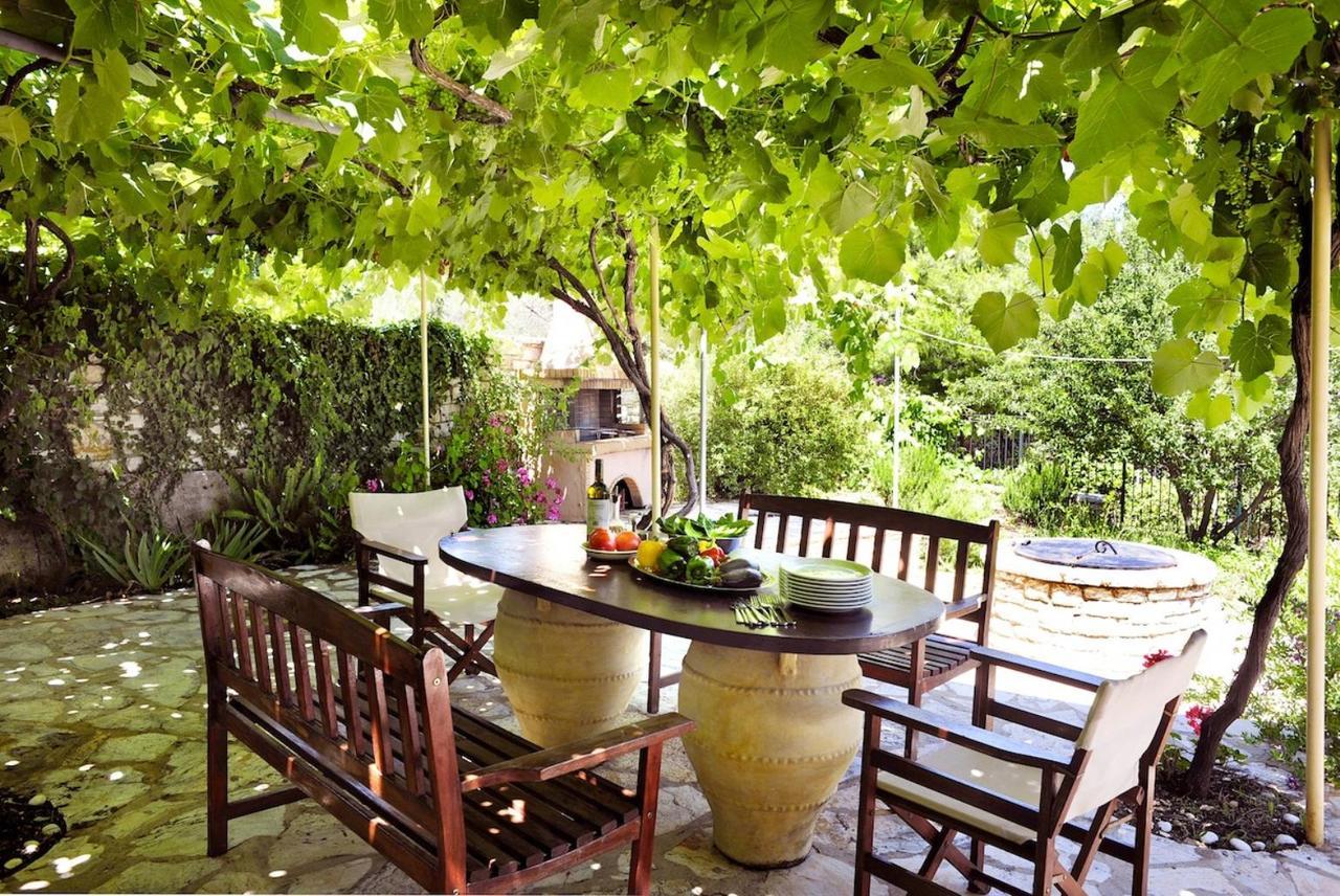 Agnítsini Villa Eleni מראה חיצוני תמונה